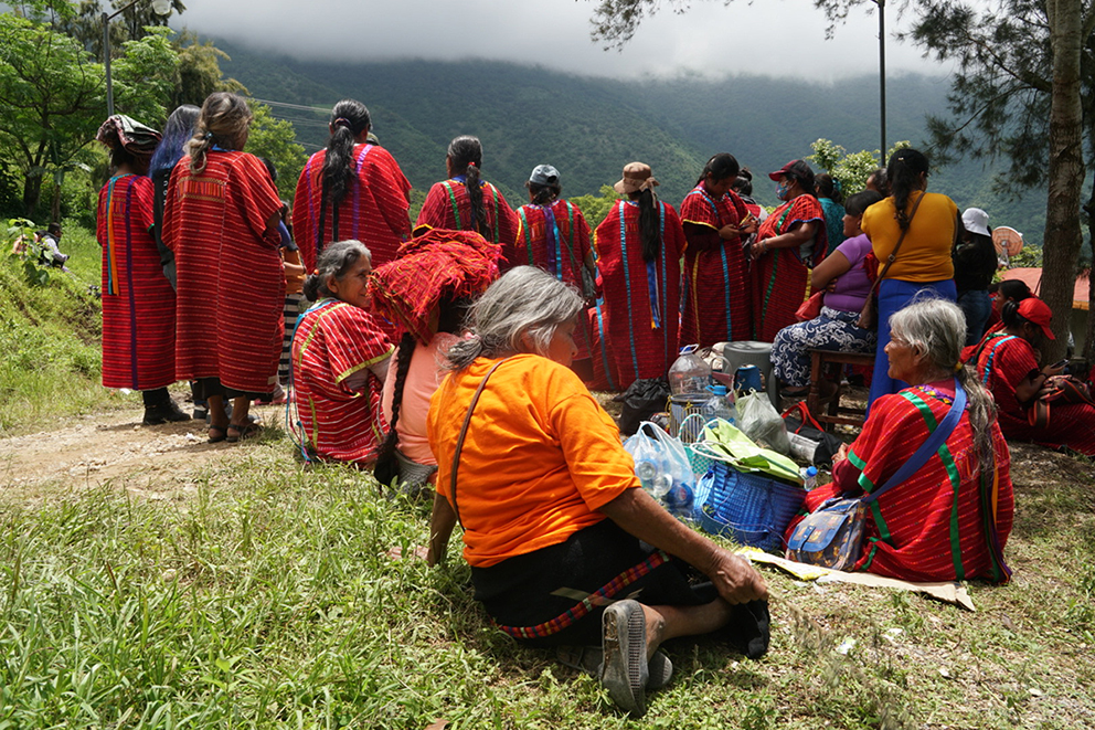 desplazados triquis Oaxaca Serapaz