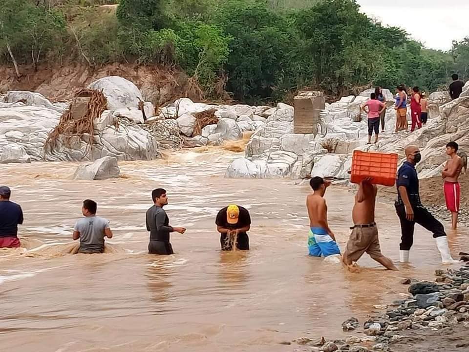 11 personas mueren tras paso del huracán Agatha